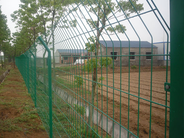 双边丝护栏图片4