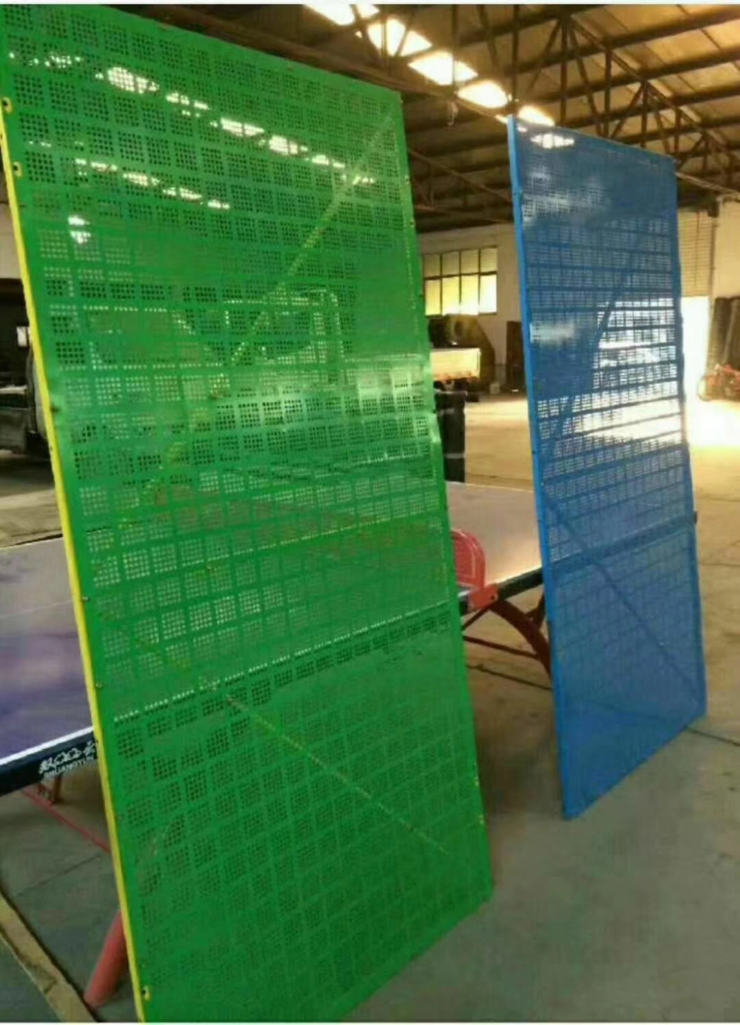 建设安全护防网——爬架网图片4